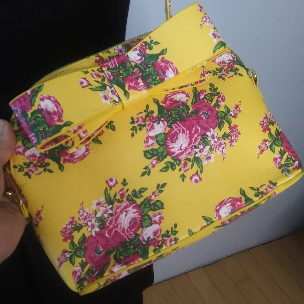 Betsy Johnson Yellow pinks Floral  Bow Dome  Crossbody Shoulder Bag Satchel